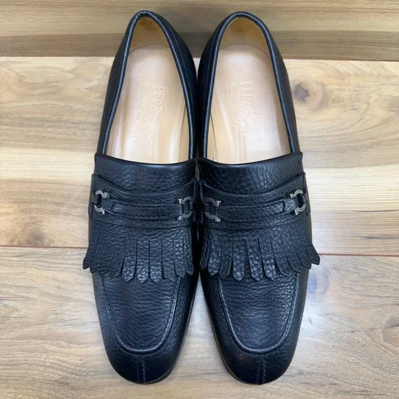 Salvatore Ferragamo Gancini Bit Kiltie Loafer 9.5 EE Black Split Toe Pebble